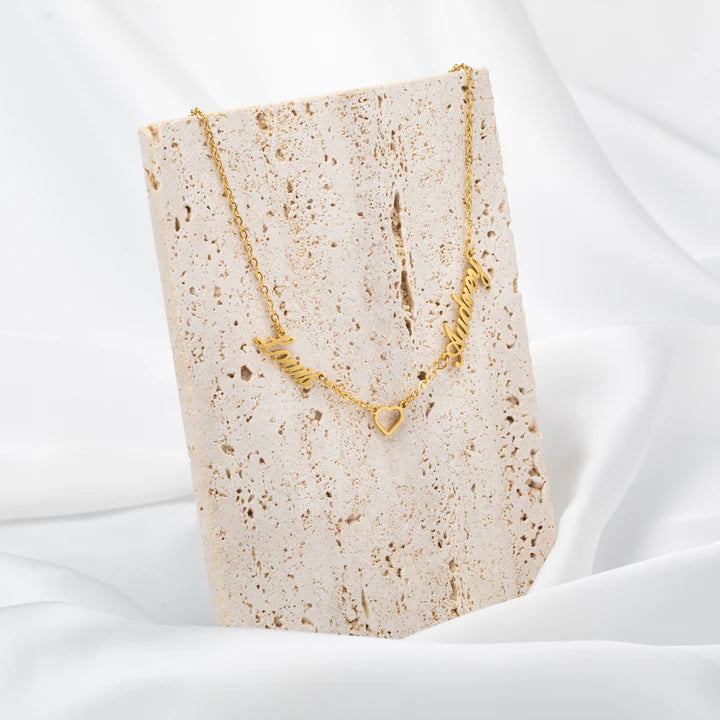 Collier Double Prénom Personnalisé avec Cœur – Bijou Couple Élégant